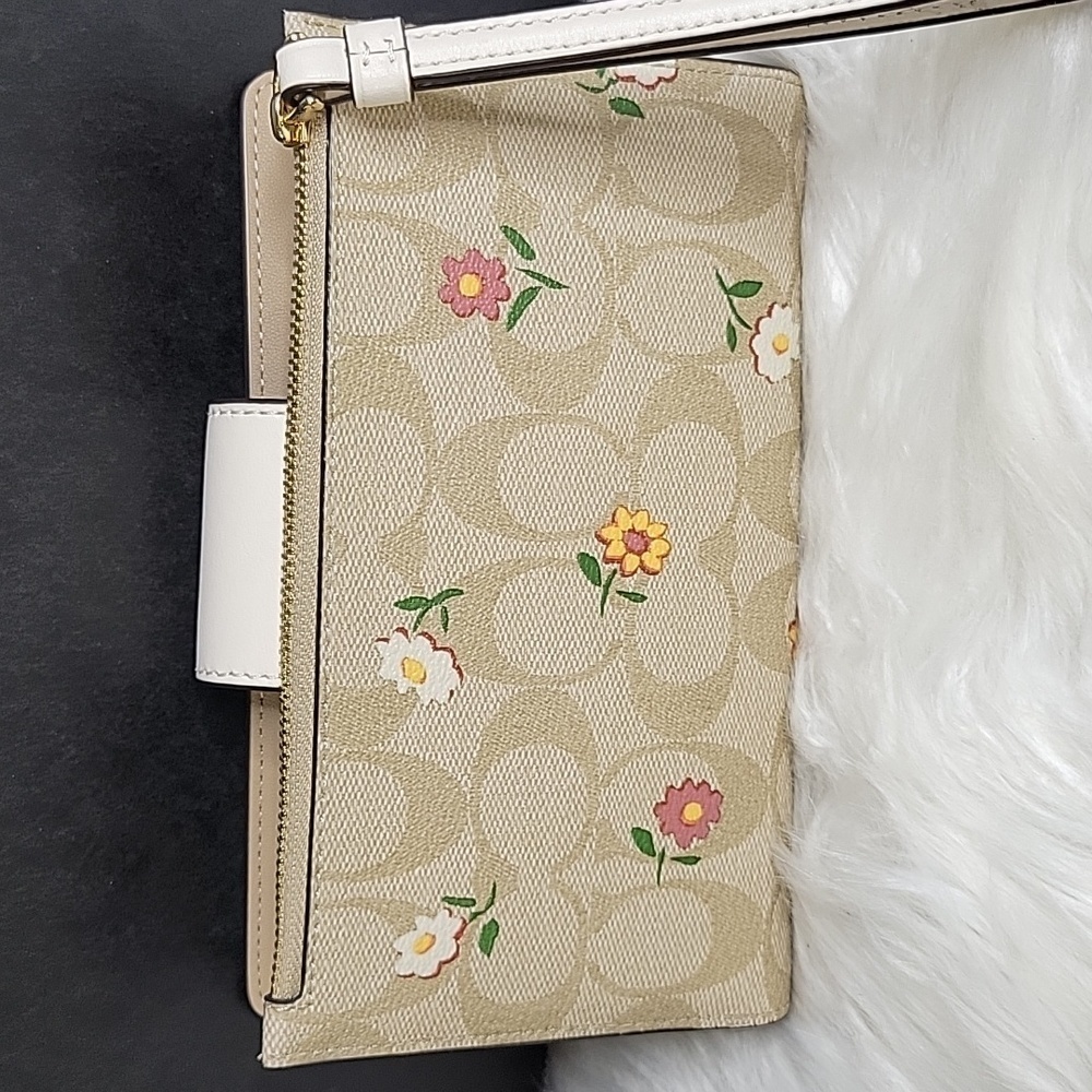 Coach Tech Wallet In Signature Canvas With Nostal… - image 4